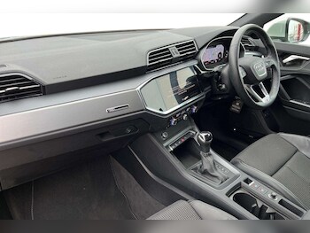 Used Audi Q3 2023 for sale - 78089864: Photo