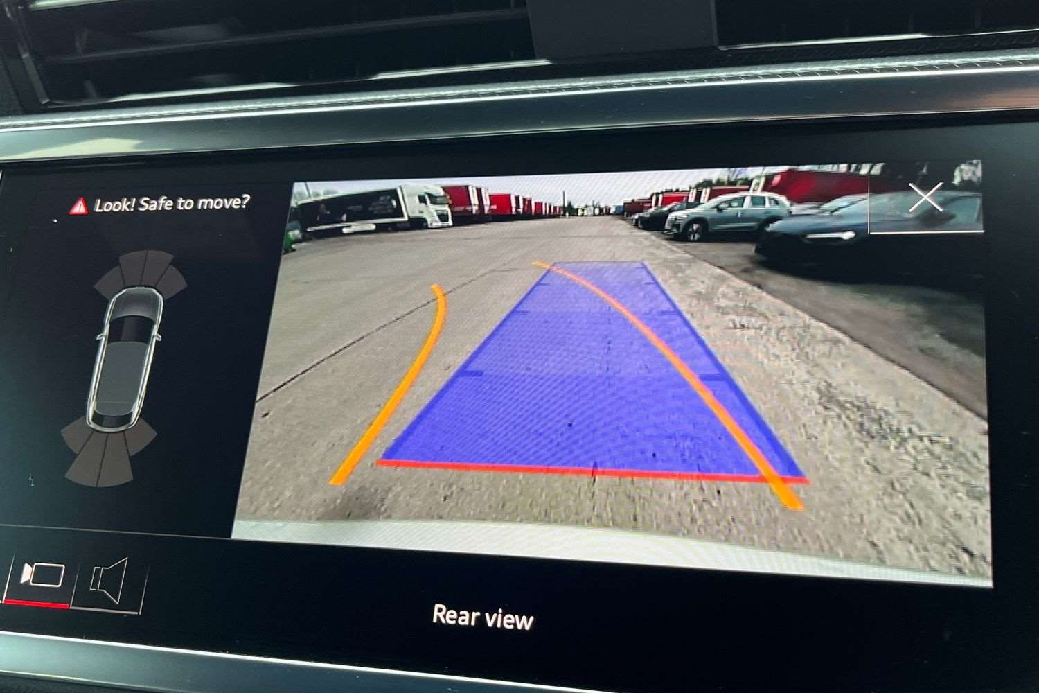 Used Audi Q3 for sale - 78089864: Photo 31