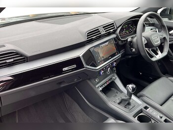 Used Audi Q3 2025 for sale - 75944566: Photo