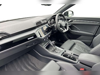 Used Audi Q3 2025 for sale - 77886165: Photo