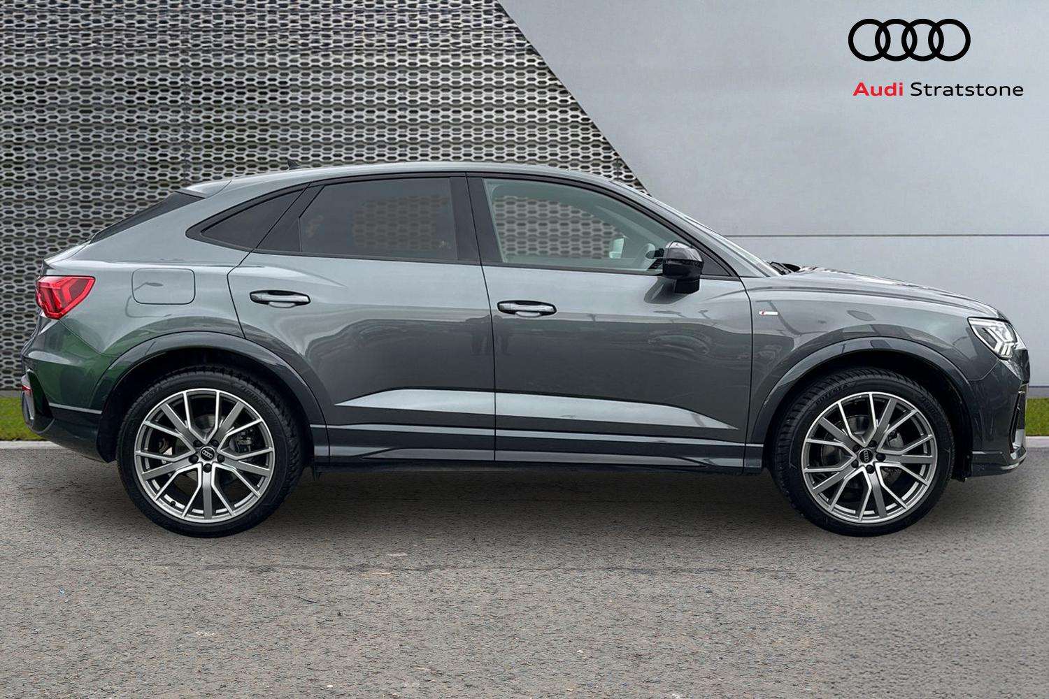 Used Audi Q3 2025 for sale - 77886165: Photo 4