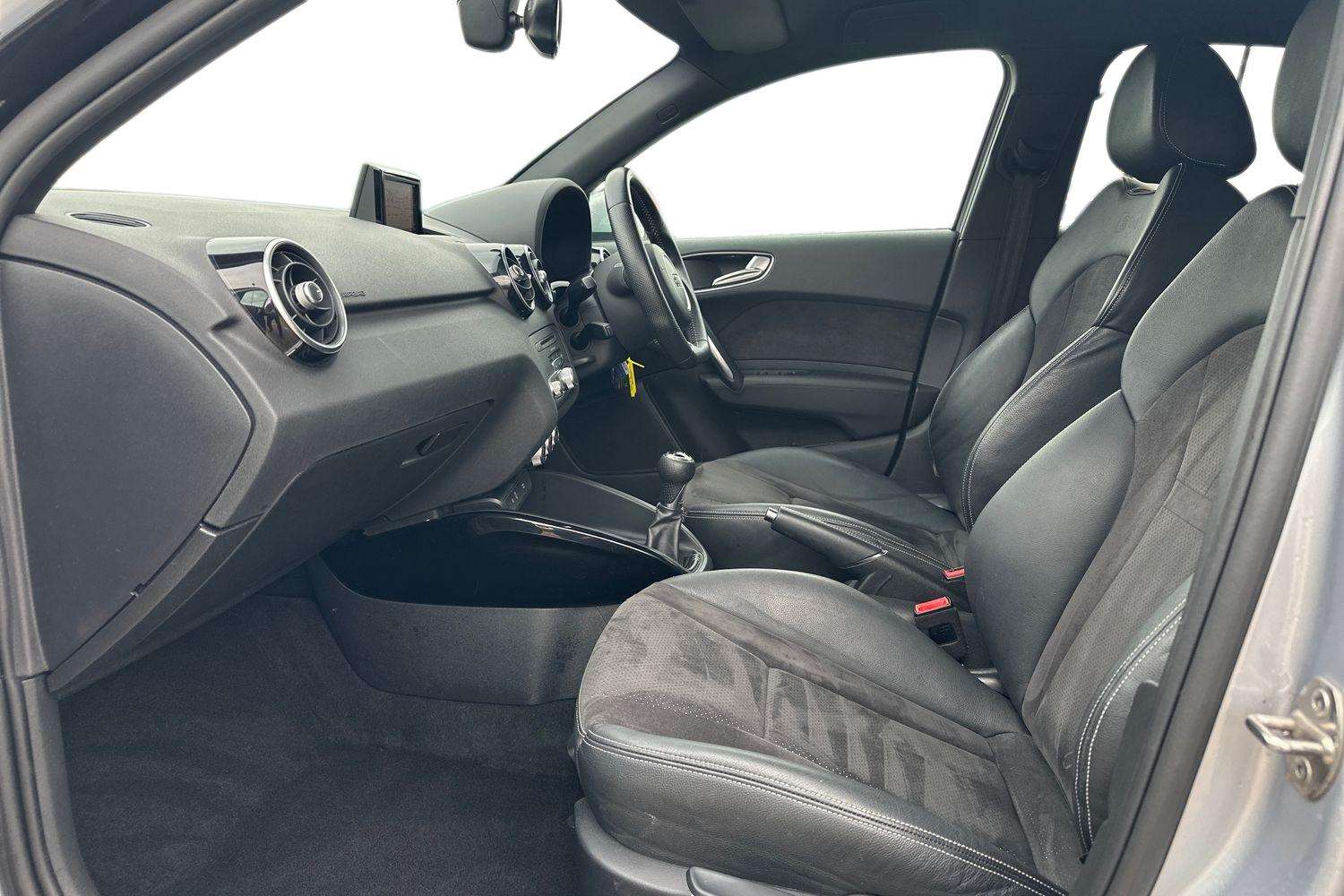 Used Audi A1 2017 for sale - 77886049: Photo 21