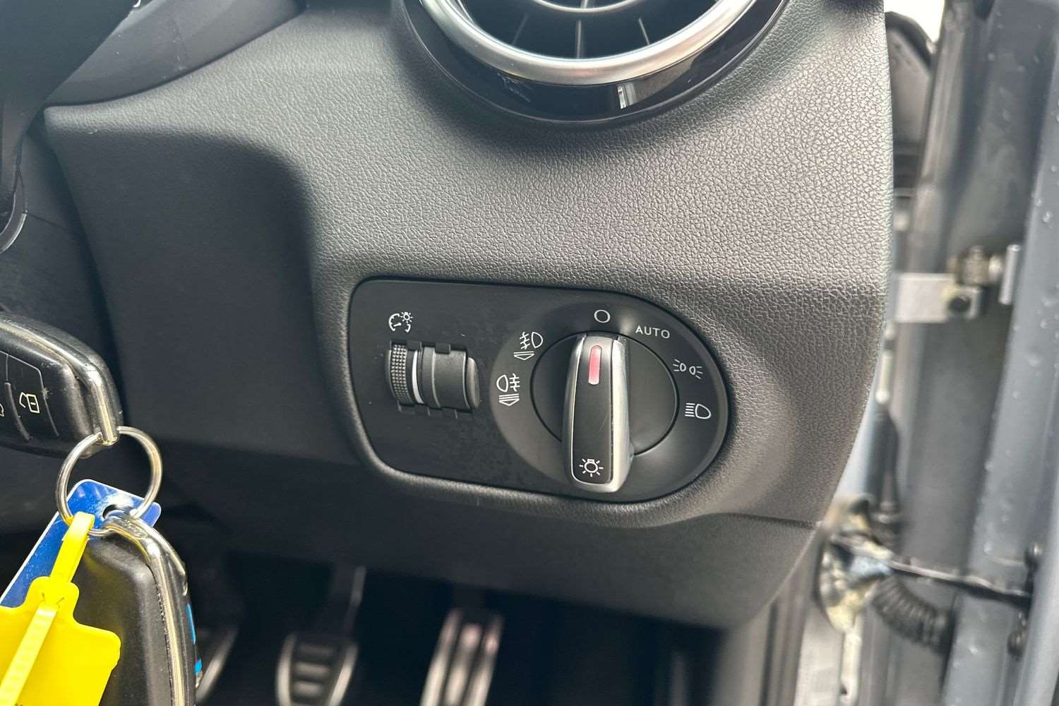 Used Audi A1 2017 for sale - 77886049: Photo 32