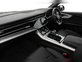 Used Audi Q8 2024 for sale - 74716404: Photo