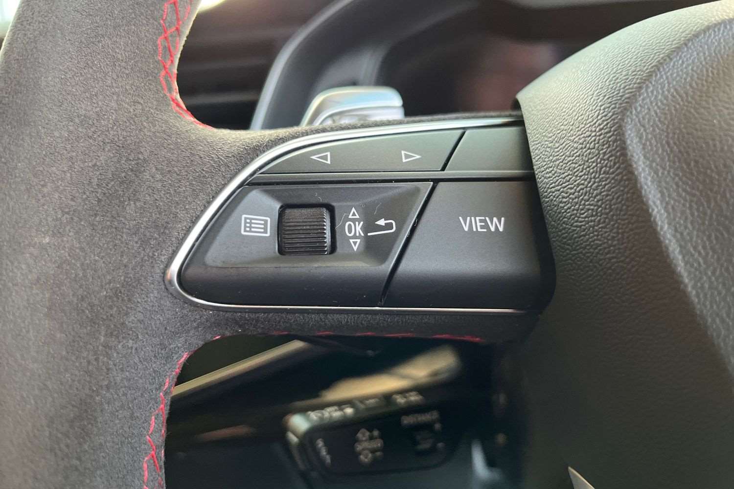 Used Audi RS Q8 2023 for sale - 76804738: Photo 16