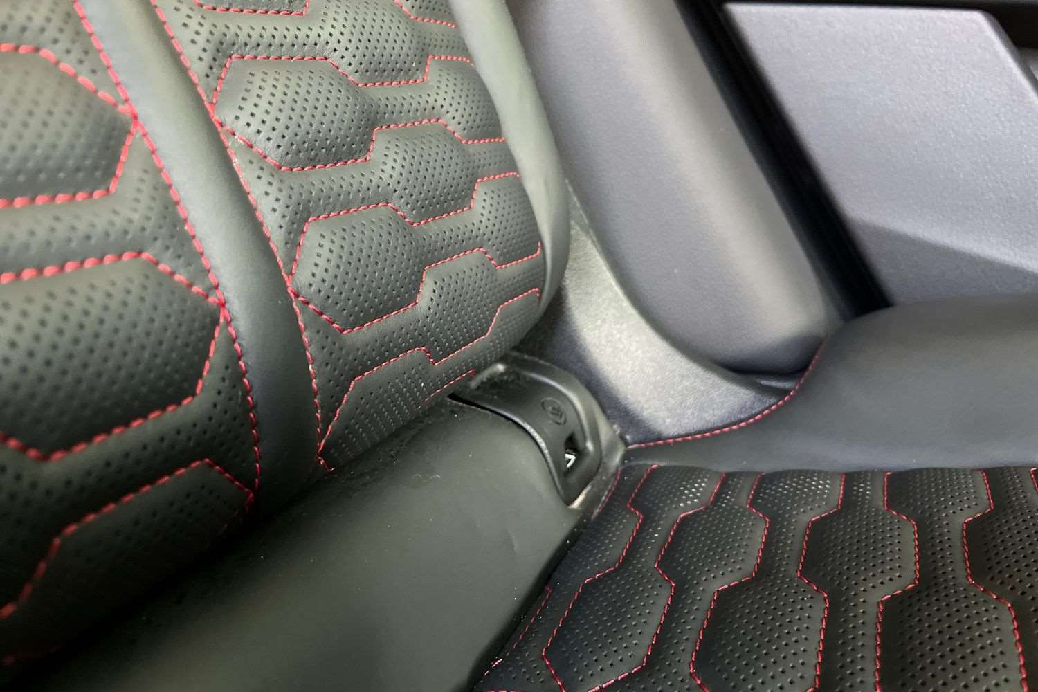 Used Audi RS Q8 2023 for sale - 76804738: Photo 24