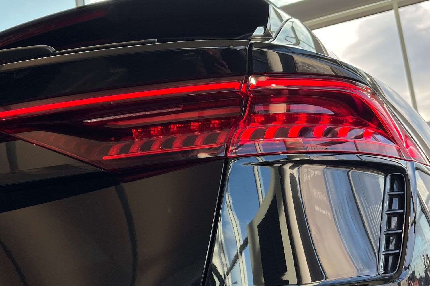 Used Audi RS Q8 2023 for sale - 76804738: Photo 33