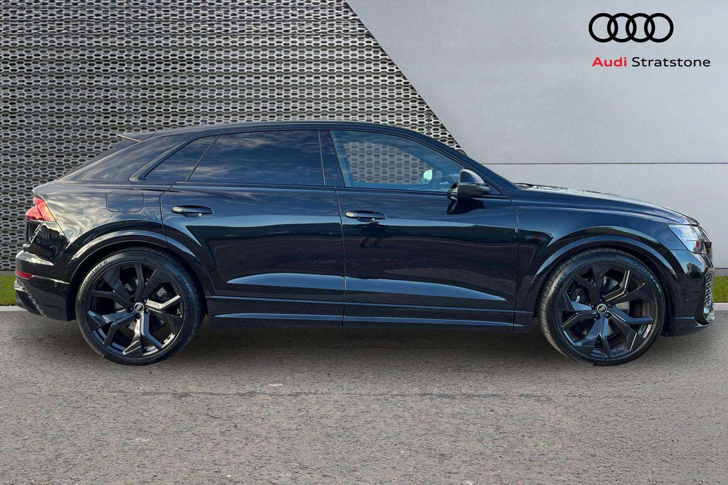 Used Audi RS Q8 2023 for sale - 76804738: Photo 4