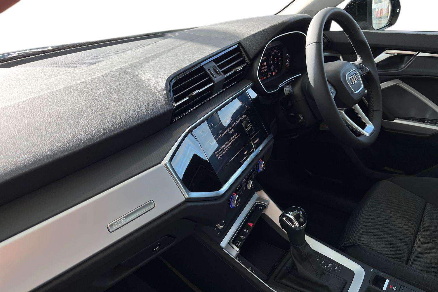 Used Audi Q3 2025 for sale - 76929083: Photo 2