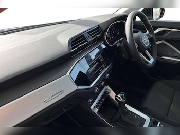 Used Audi Q3 2025 for sale - 76929083: Photo