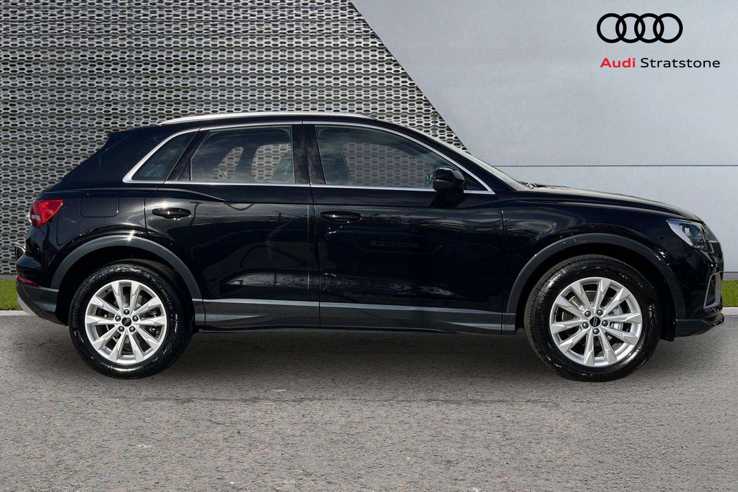 Used Audi Q3 2025 for sale - 76929083: Photo 4