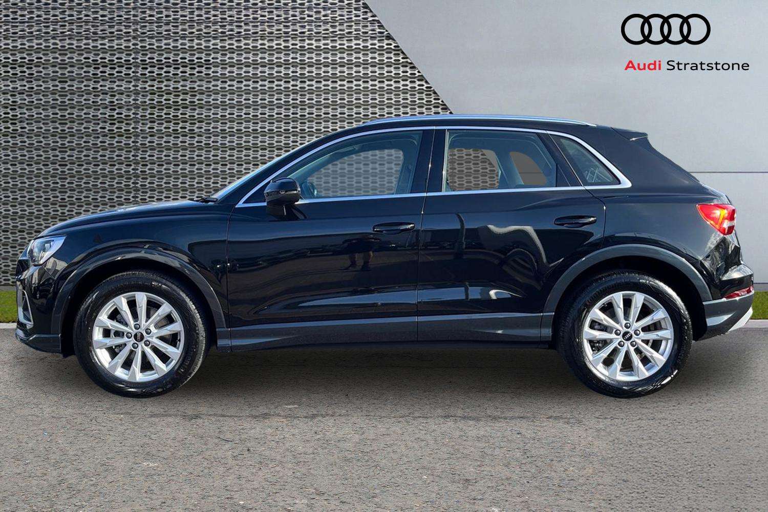 Used Audi Q3 2025 for sale - 76929083: Photo 8
