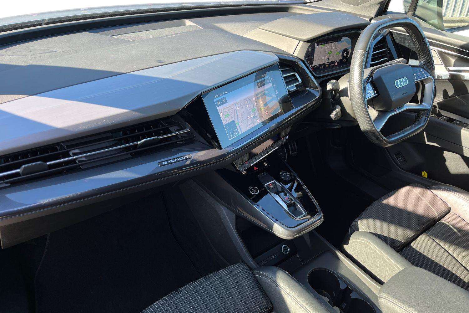 Used Audi Q4 e-tron 2021 for sale - 78161508: Photo 2