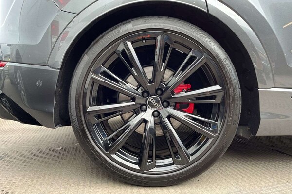 Used Audi Q8 2024 for sale - 76141587: Photo 9
