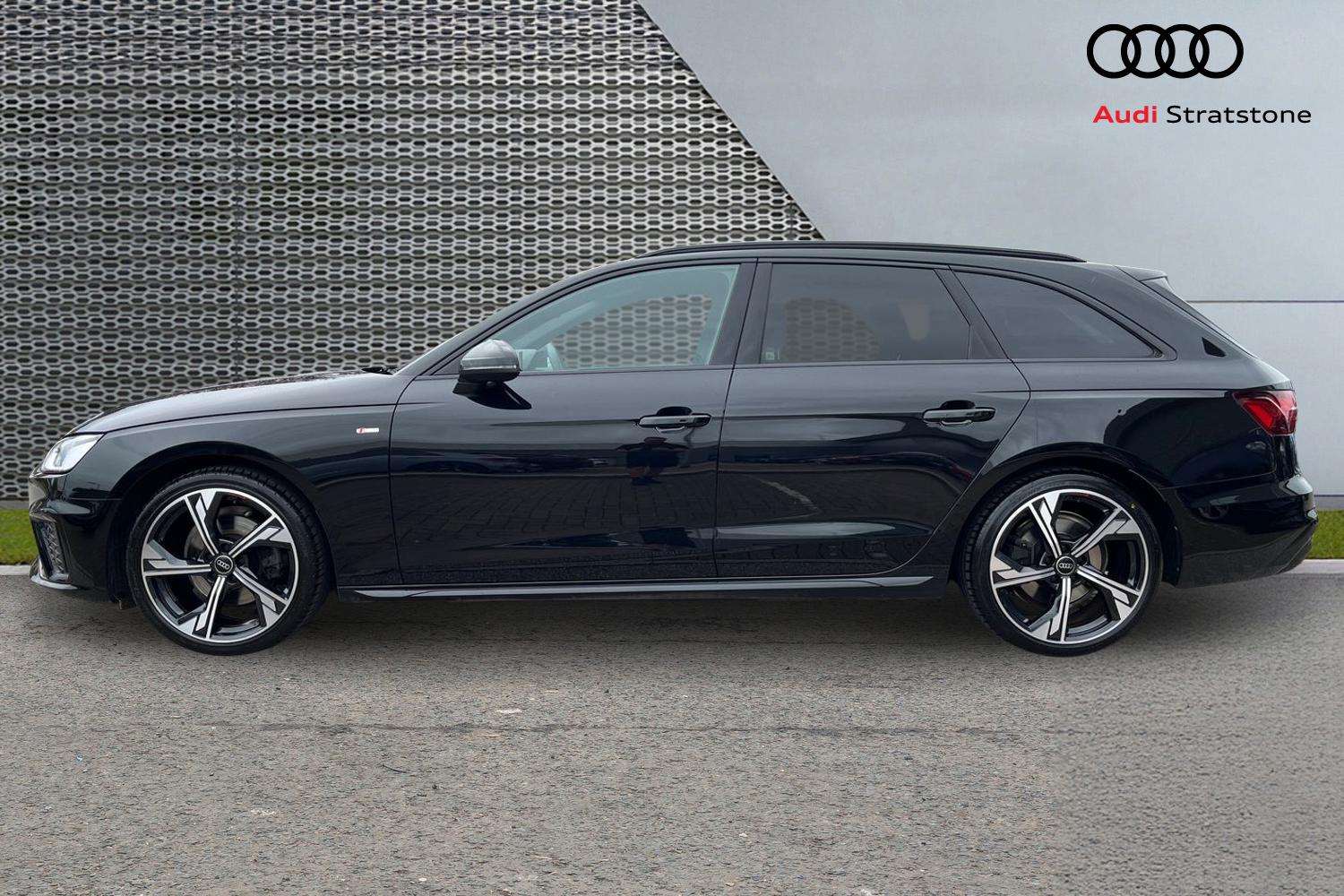 Used Audi A4 2024 for sale - 77913641: Photo 8