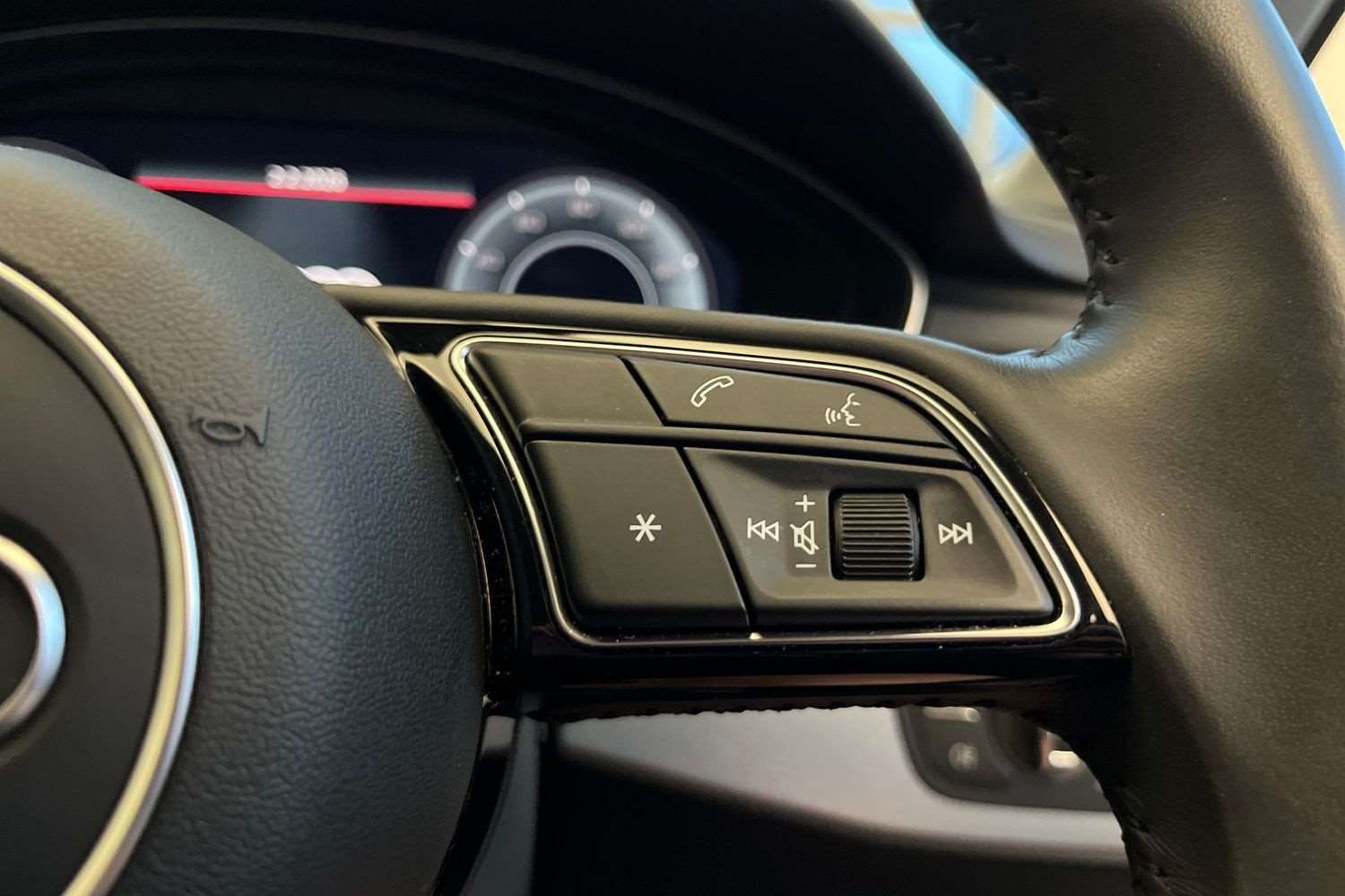 Used Audi A4 2020 for sale - 77414788: Photo 17