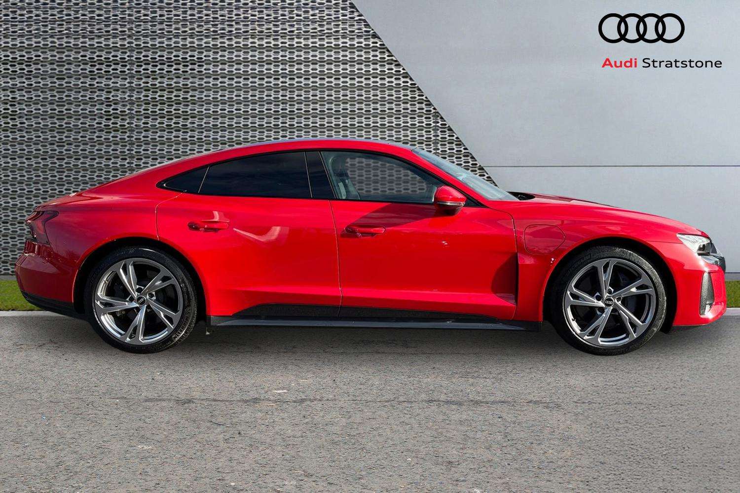 Used Audi e-tron GT 2022 for sale - 78076928: Photo 4