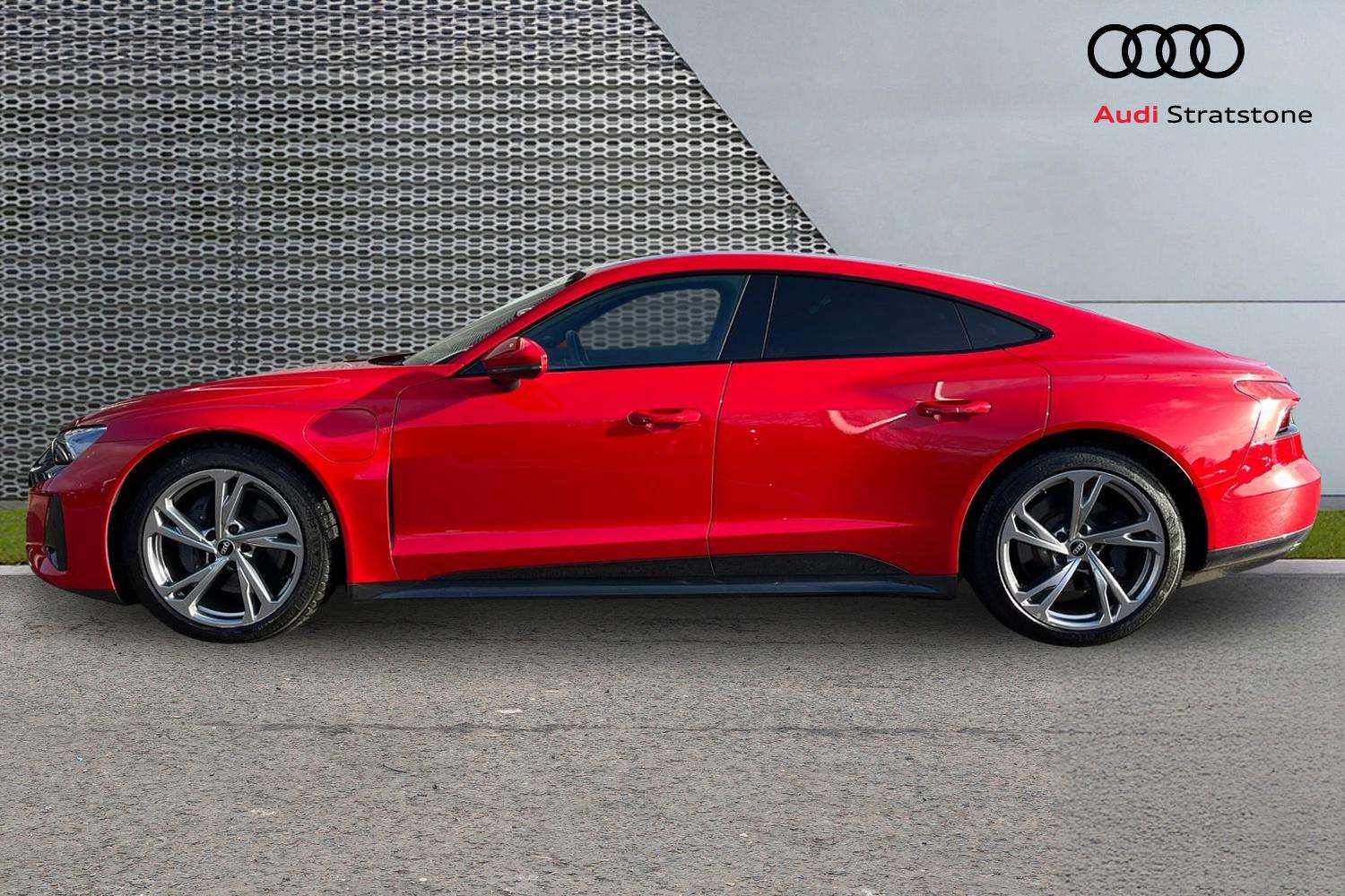 Used Audi e-tron GT 2022 for sale - 78076928: Photo 8