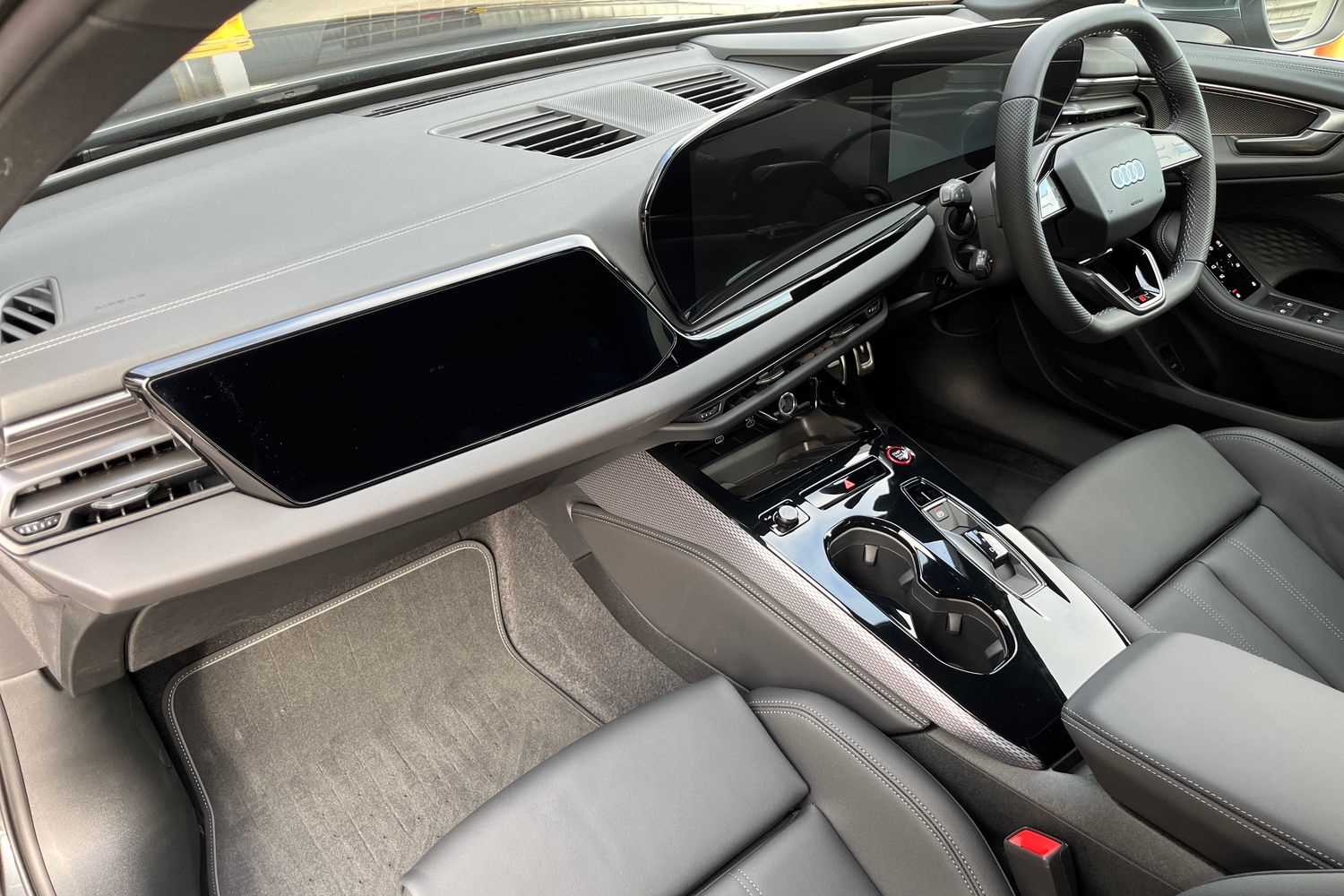 Used Audi A5 2025 for sale - 77972952: Photo 2