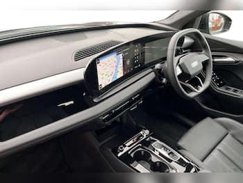 Used Audi Q6 e-tron 2025 for sale - 79745471: Photo