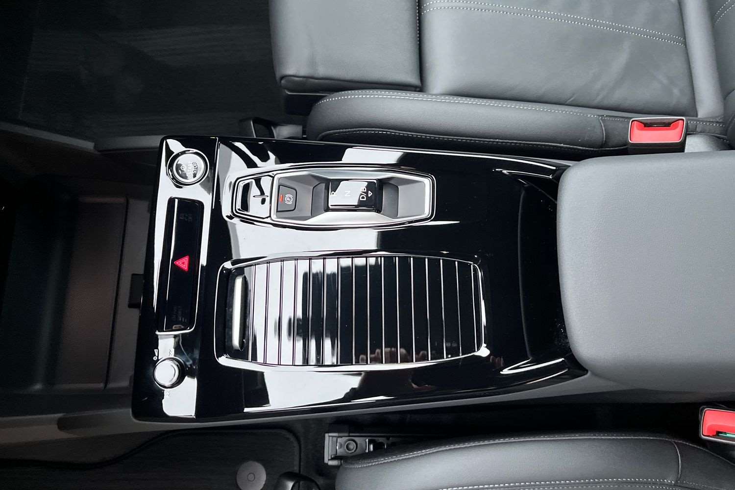 Used Audi Q6 e-tron 2025 for sale - 77577199: Photo 27