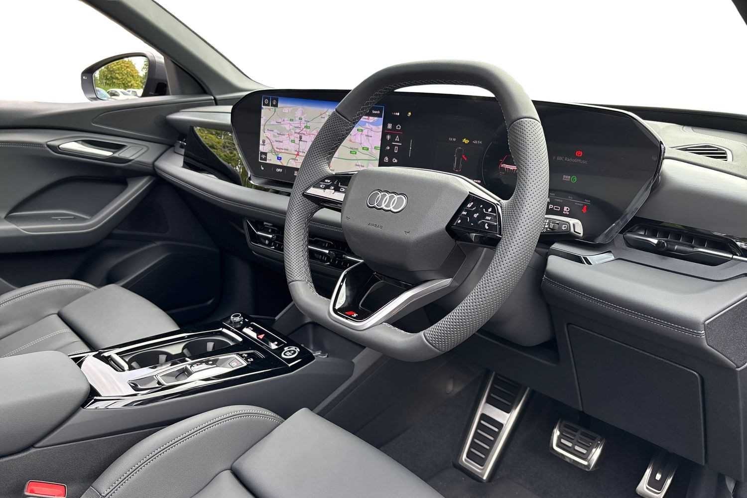 Used Audi Q6 e-tron 2025 for sale - 77348174: Photo 6