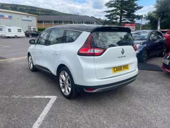 Used Renault Grand Scenic 2018 for sale - 75446439: Photo
