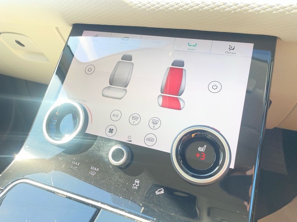 Used Land Rover Range Rover Velar 2018 for sale - 77919908: Photo 12