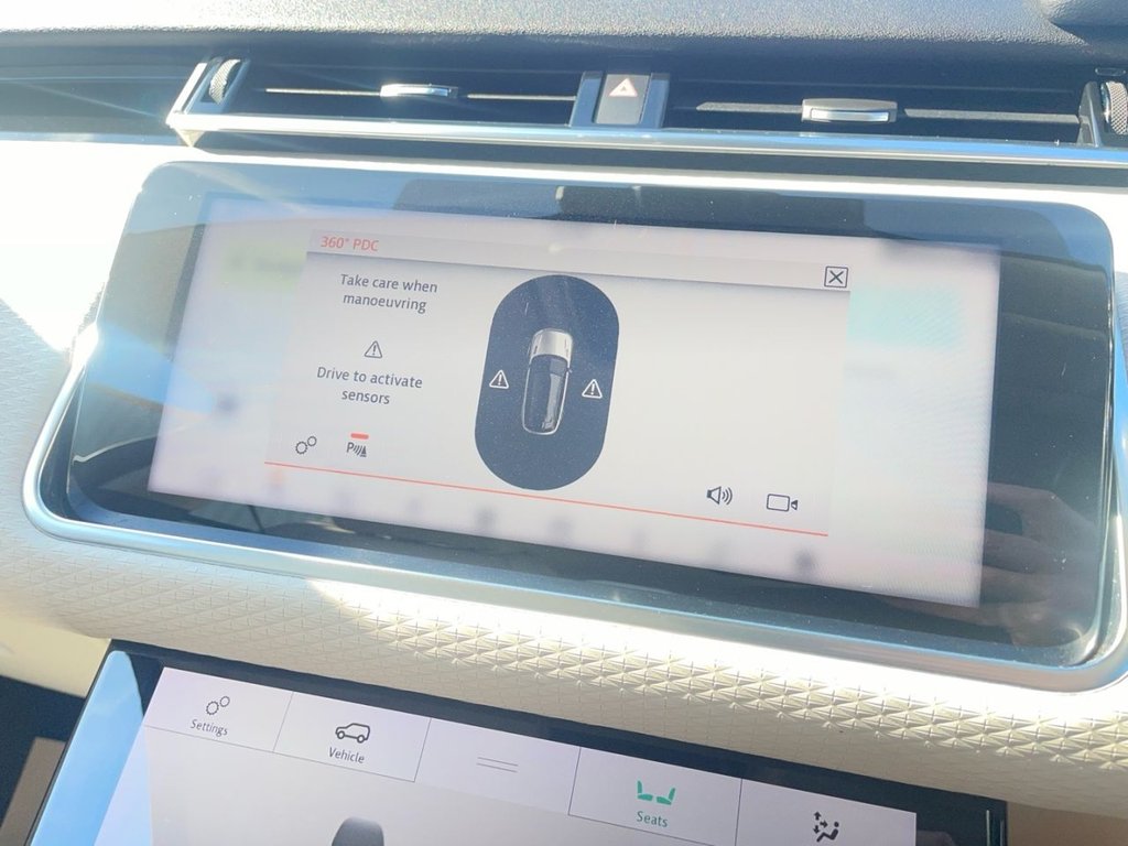 Used Land Rover Range Rover Velar 2018 for sale - 77919908: Photo 15