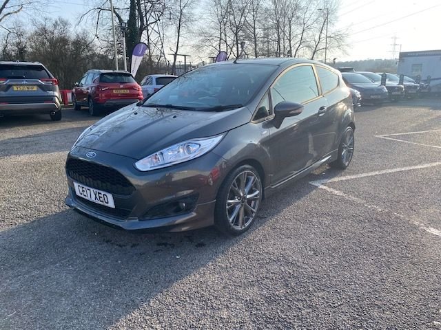 Used Ford Fiesta 2017 for sale - 77748788: Photo 2