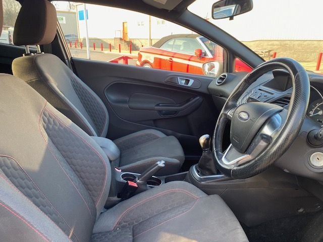 Used Ford Fiesta 2017 for sale - 77748788: Photo 5