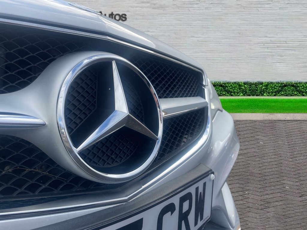 Used Mercedes-Benz E Class 2013 for sale - 77835133: Photo 14