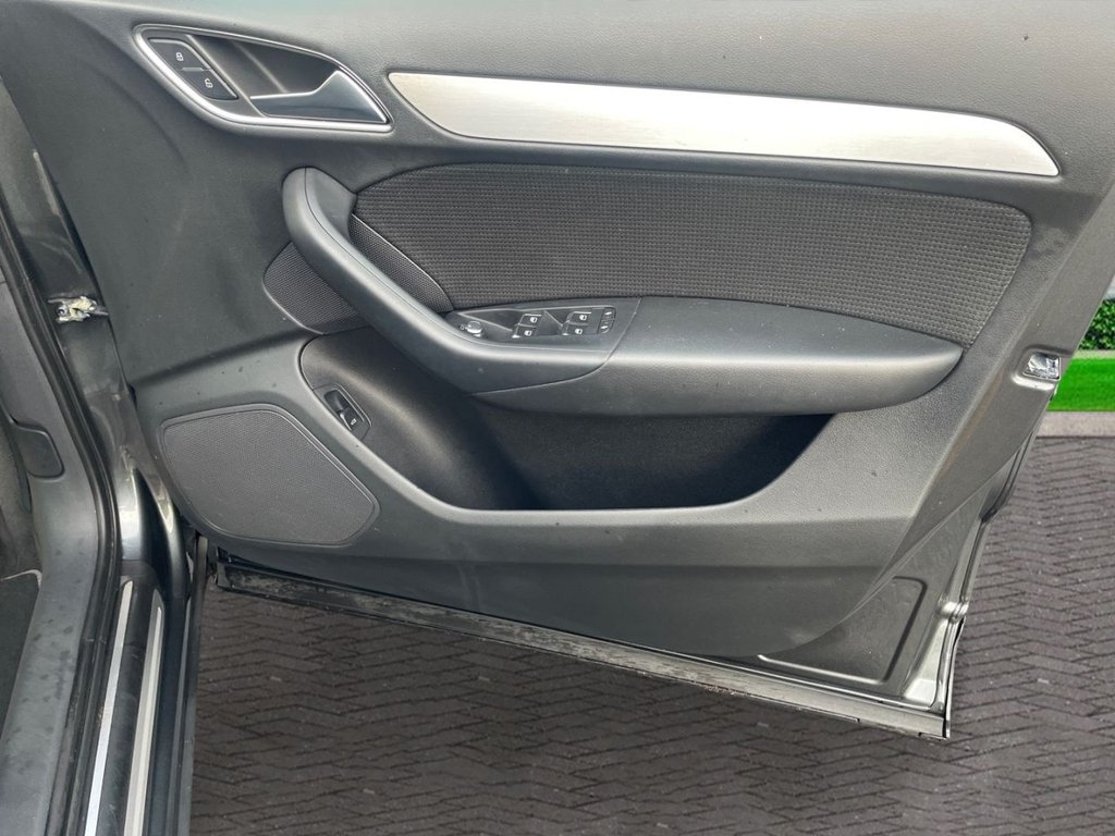 Used Audi Q3 2018 for sale - 77383783: Photo 32