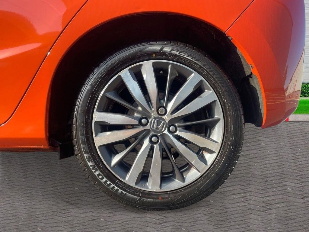 Used Honda Jazz 2017 for sale - 76693117: Photo 24