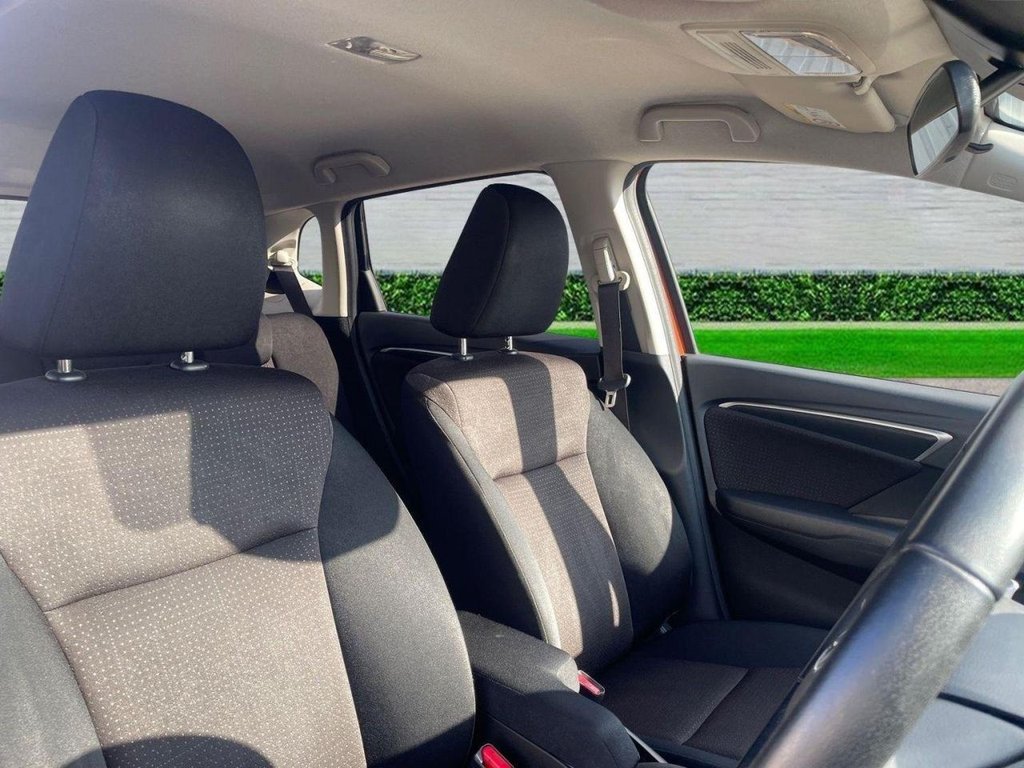 Used Honda Jazz 2017 for sale - 76693117: Photo 28