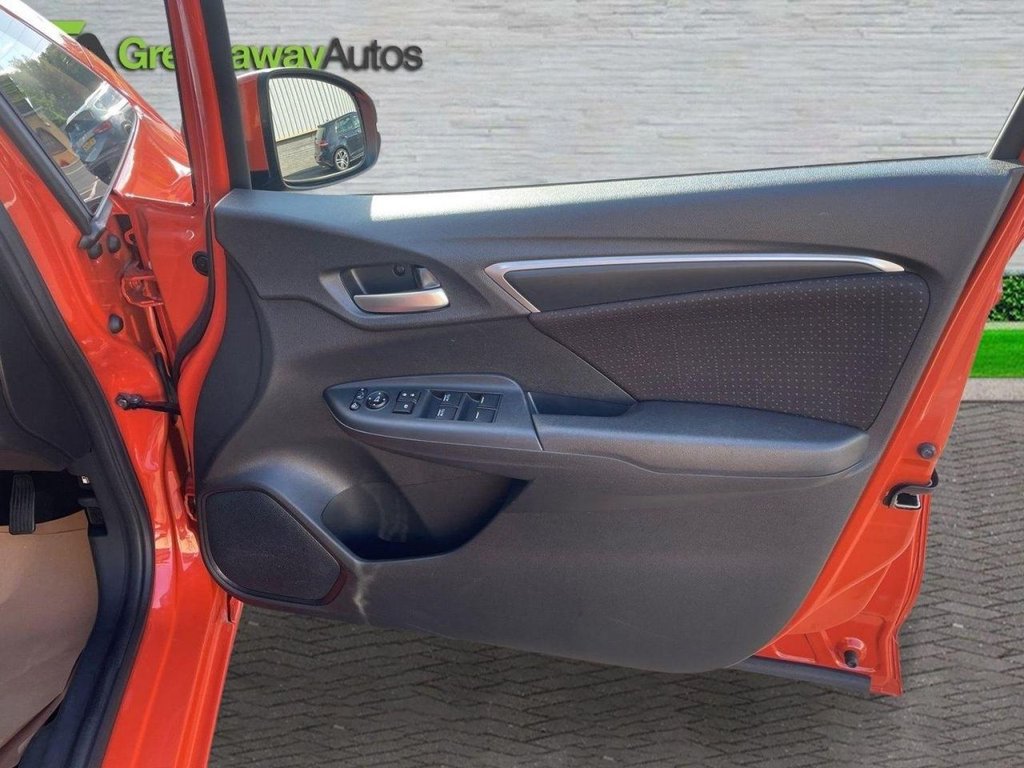 Used Honda Jazz 2017 for sale - 76693117: Photo 33