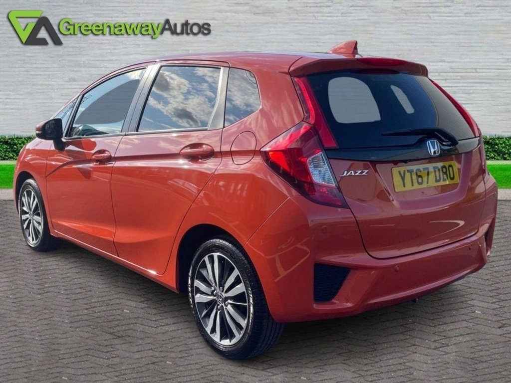 Used Honda Jazz 2017 for sale - 76693117: Photo 9