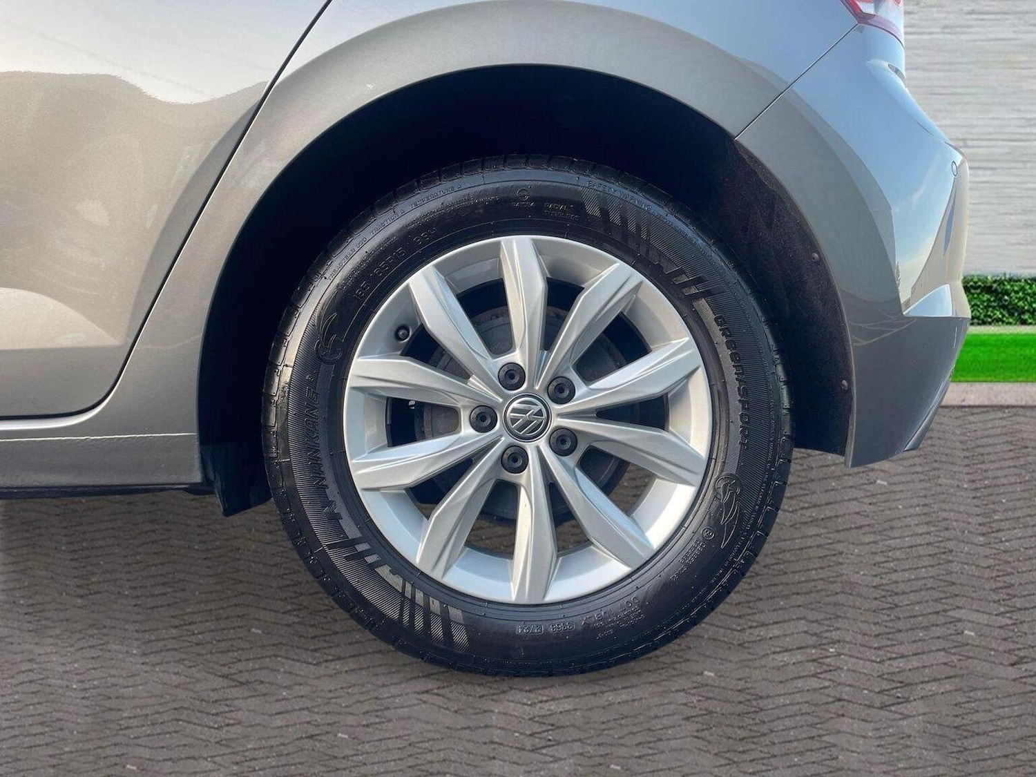 Used Volkswagen Polo 2019 for sale - 76387341: Photo 11