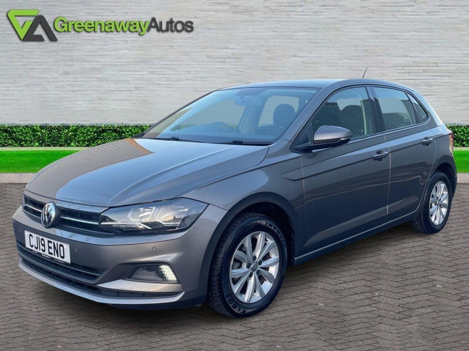 Used Volkswagen Polo 2019 for sale - 76387341: Photo 2