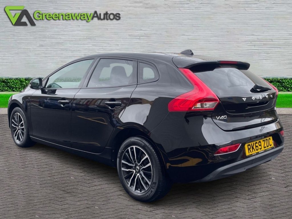 Used Volvo V40 2019 for sale - 76848373: Photo 10