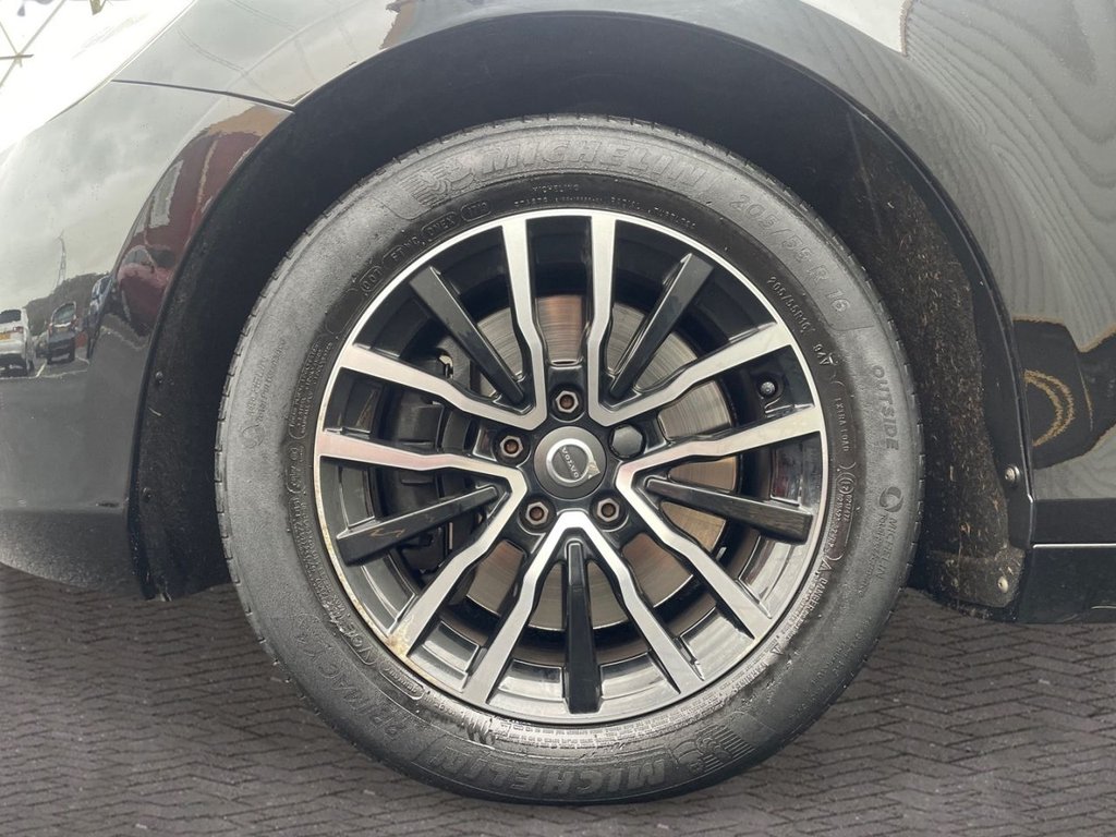 Used Volvo V40 2019 for sale - 76848373: Photo 15