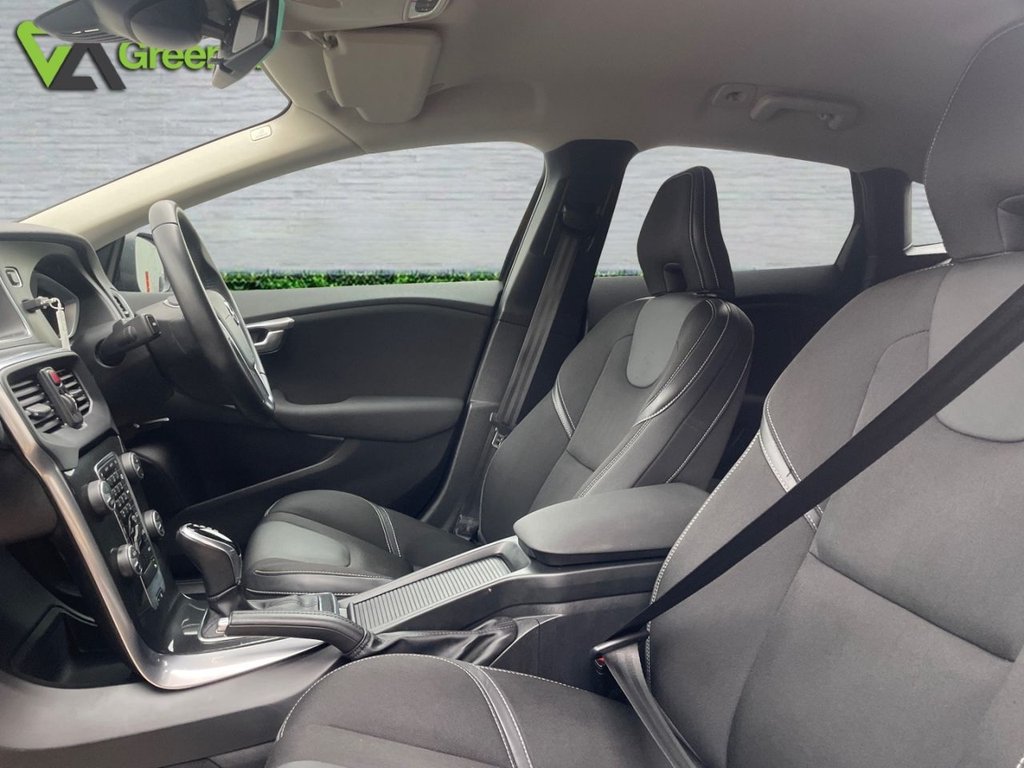 Used Volvo V40 2019 for sale - 76848373: Photo 17