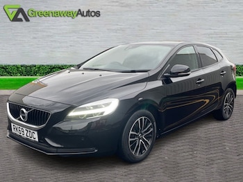 Used Volvo V40 2019 for sale - 76848373: Photo