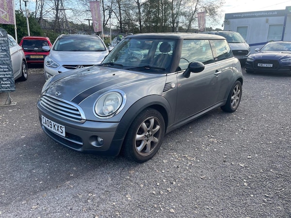 Used MINI Hatch 2009 for sale - 76134080: Photo 2