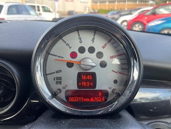 Used MINI Hatch 2009 for sale - 76134080: Photo 4