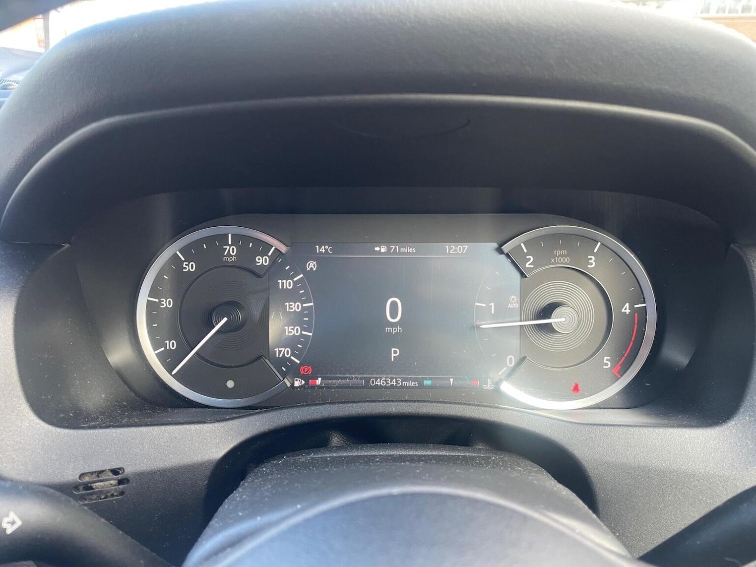 Used Jaguar XE 2019 for sale - 76387269: Photo 6