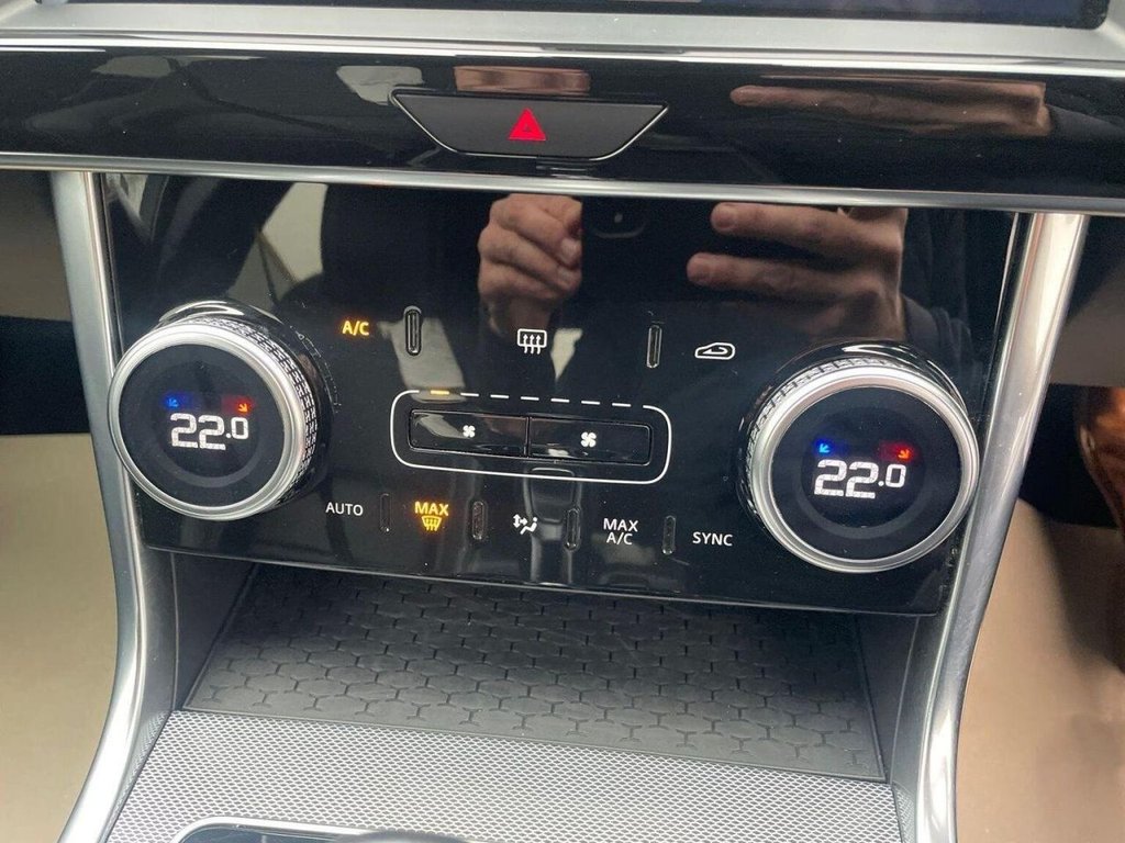 Used Jaguar XE 2019 for sale - 76693114: Photo 13