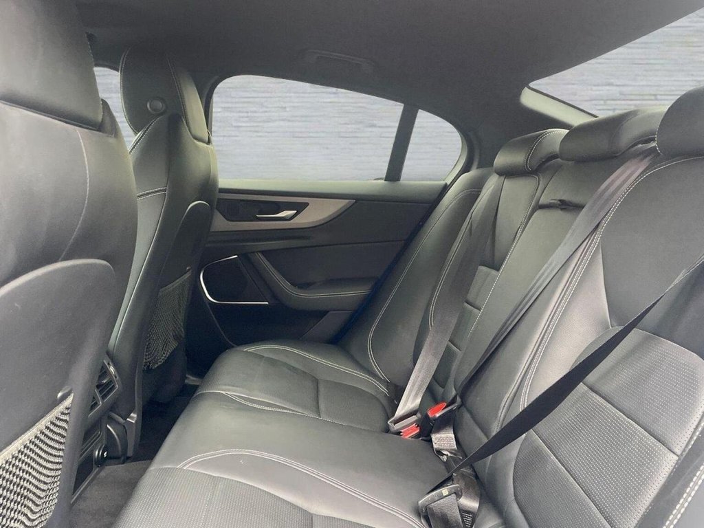 Used Jaguar XE 2019 for sale - 76693114: Photo 14