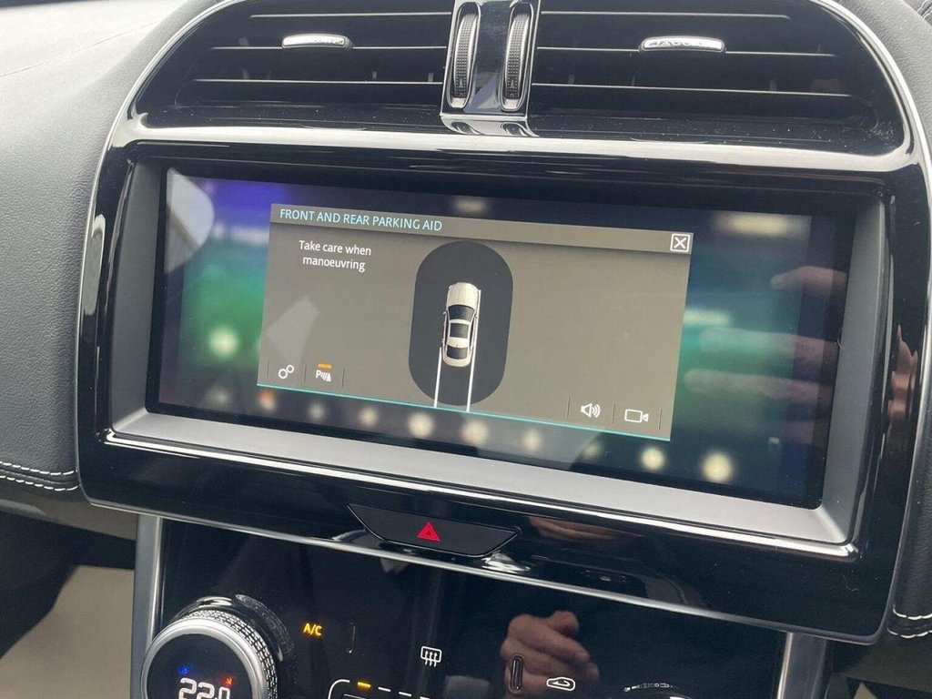 Used Jaguar XE 2019 for sale - 76693114: Photo 15