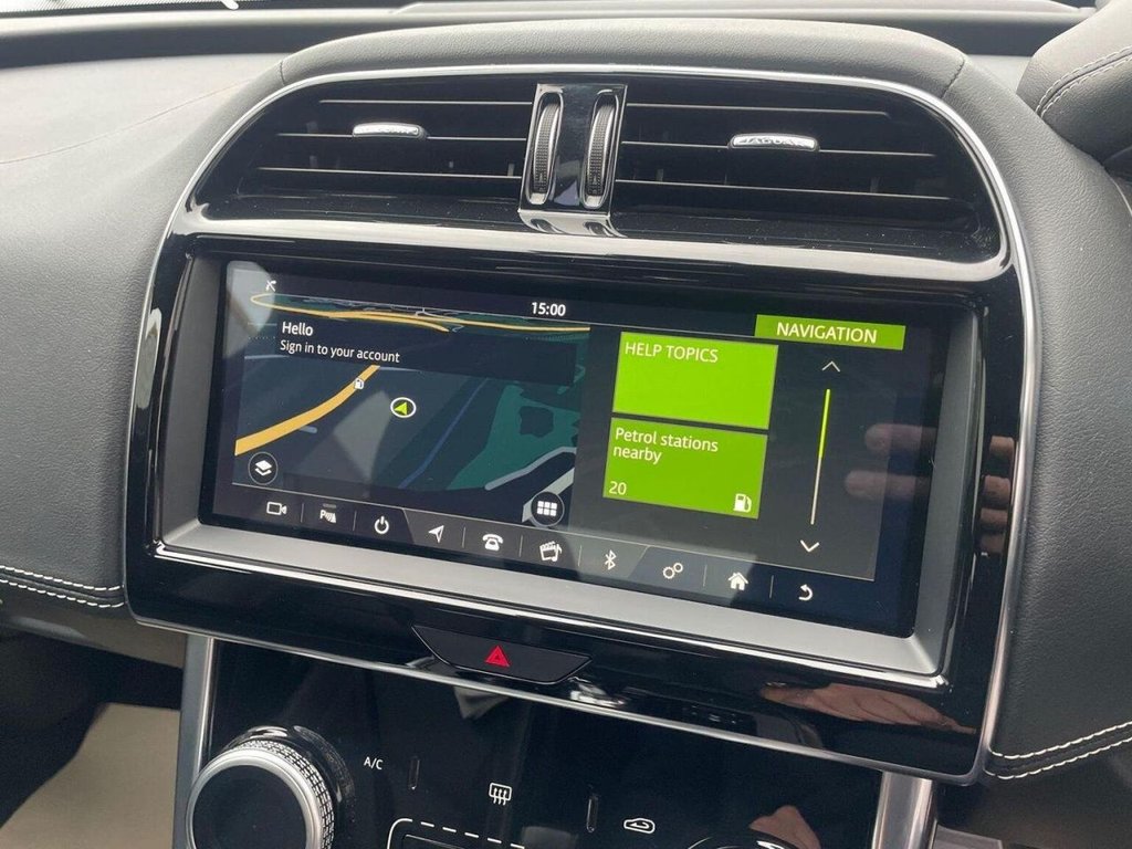 Used Jaguar XE 2019 for sale - 76693114: Photo 17